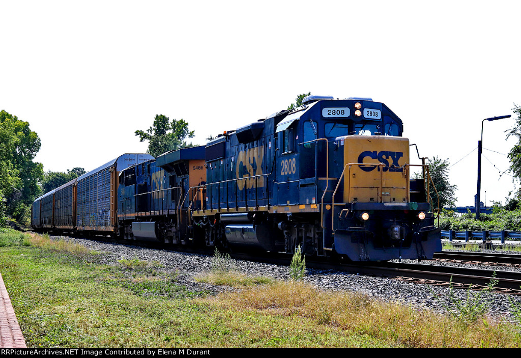 CSX 2808 on U-407